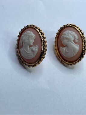 Gold-Tone Pink Cameo Oval Stud Earrings